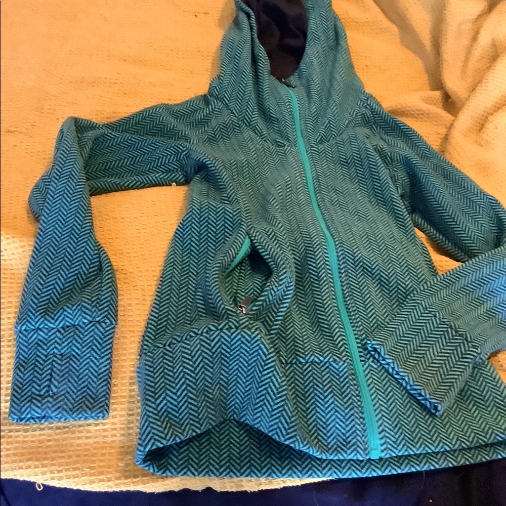 BENCH zip up scuba hoodie